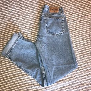 Vintage Light Wash Gap Mom Jeans